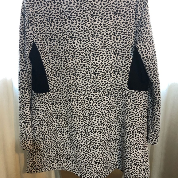 Jacket - Picture 4 of 4